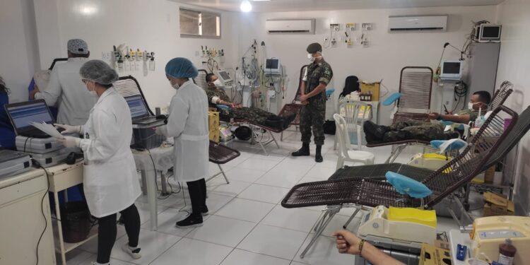 Hemoce apresenta nova campanha de doação de sangue e celebra Dia do Doador