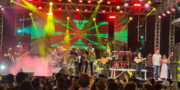 Marcos Lessa anima sábado do V Festival de Gastronomia e Cultura de Aracati; Elba Ramalho é a grande atração do domingo