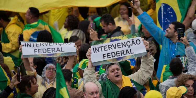 Polícia identifica site que organiza e pede recursos para atos antidemocráticos