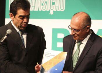 Equipe de transição recebe relatórios do TCU