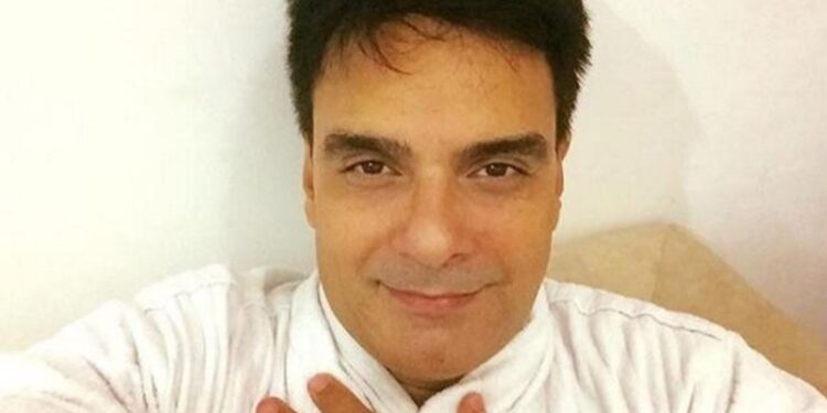 Velório de Guilherme de Pádua é marcado por fila e pesar em Belo Horizonte