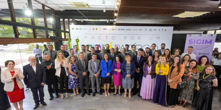 Combate à violência contra mulheres no Ceará ganha reforço de sistema para integrar dados e serviços