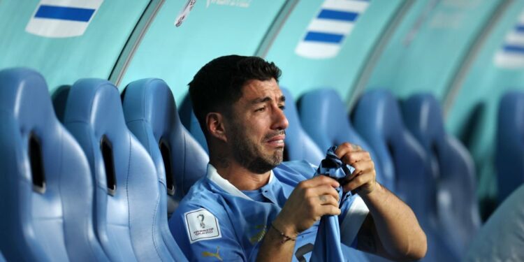 Uruguai vence Gana, mas triunfo sul-coreano elimina ambos da Copa