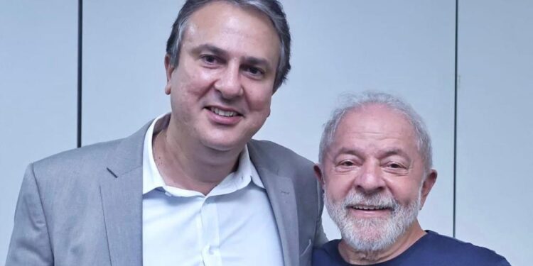 Lula anuncia 16 ministros e primeiras mulheres do futuro governo; Camilo Santana foi escolhido para o MEC