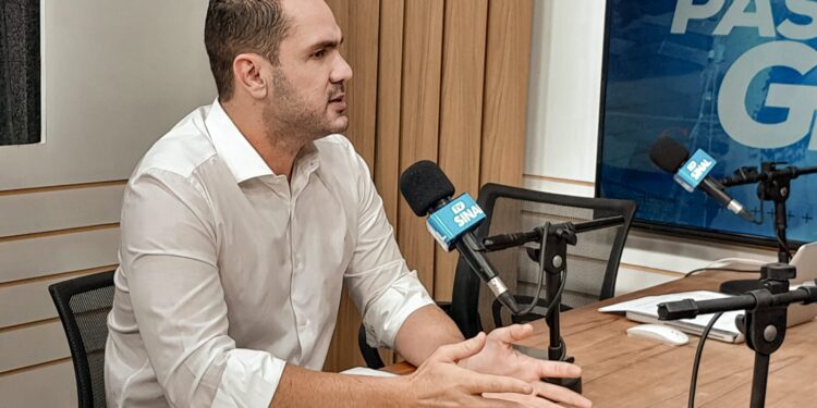 “Vai ter Carnaval. Nós vamos voltar com tudo!”, afirma Guilherme Bismarck