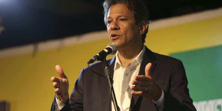 Haddad anuncia duas mulheres para presidir Banco do Brasil e Caixa