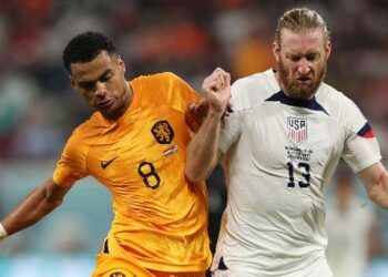 Holanda vence Estados Unidos e é a primeira classificada nas quartas de final