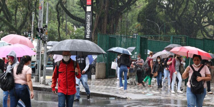 Verão: previsão é de chuvas acima da média no Brasil, exceto no Sul