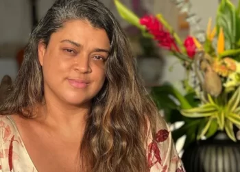 Entenda os sintomas e os fatores de risco do câncer de intestino, anunciado por Preta Gil