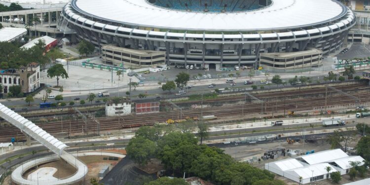 Avenida Radial Oeste, no Rio de Janeiro, vai passar a se chamar Avenida Pelé