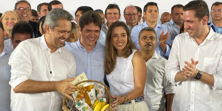Deputado federal Eduardo Bismarck participa do lançamento da 36ª edição do Projeto Hora de Plantar