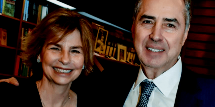 Morre esposa de ministro Luís Roberto Barroso, do STF