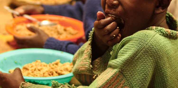 Combate à fome: Governo do Ceará vai apoiar programas de cozinhas solidárias no Estado