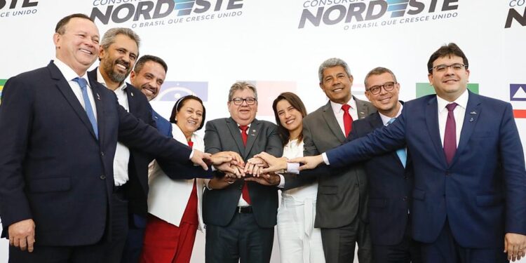 Consórcio Nordeste: governador Elmano de Freitas defende pacto contra a fome e integração entre forças de segurança