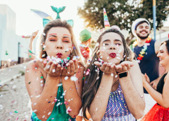 Saúde do Ceará lança campanha de incentivo ao sexo seguro durante ciclo carnavalesco