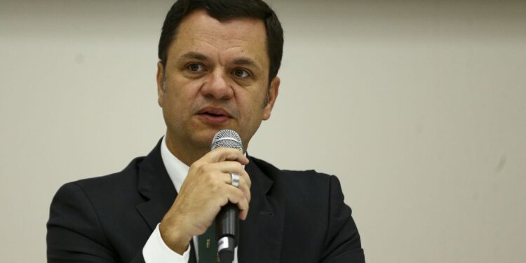 Anderson Torres voltará ao Brasil “logo que possível”, diz advogado