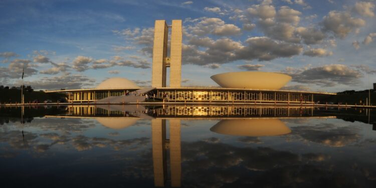 Entenda as eleições para comando de Câmara e Senado e o que está em jogo