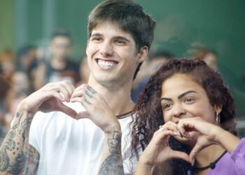 Gabriel e Paula são escolhidos pelo público para entrar no BBB 23