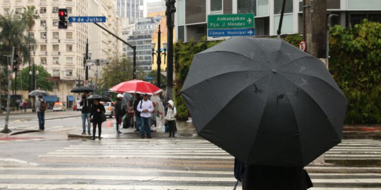 Inmet prevê chuvas em grande parte do país