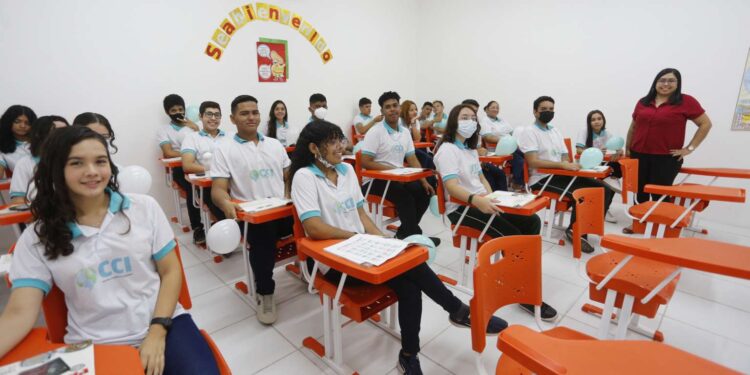 Matrículas para os Centros Cearenses de Idiomas seguem abertas até esta sexta (3)