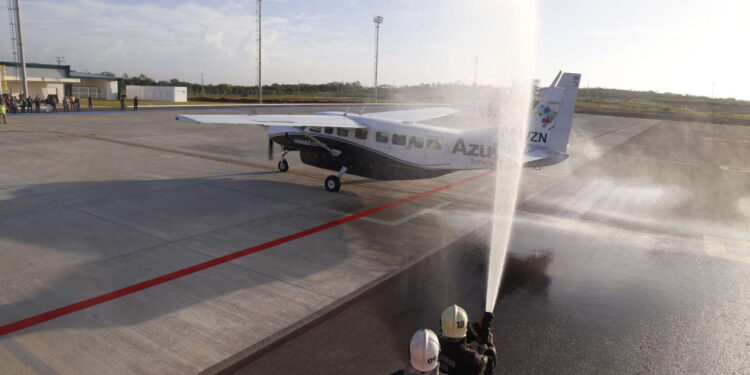 Novo Aeroporto Regional de Sobral recebe primeiro voo comercial