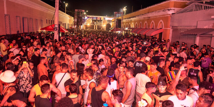 Urologista alerta para importância do uso de preservativo no carnaval