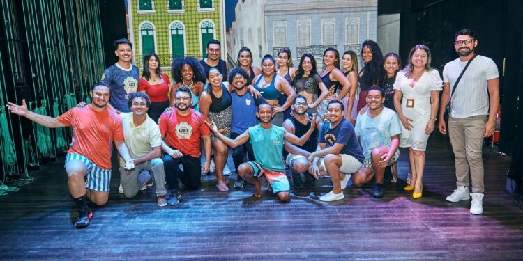 ‘Deu Samba no Mercado’: selecionados os candidatos a Rainha e Rei do Carnaval de Aracati 2023