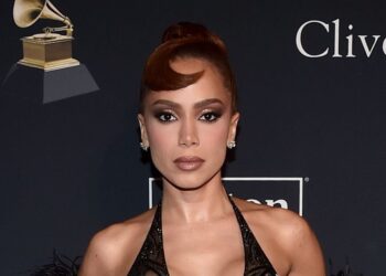 Por que Anitta só agora concorre no Grammy ao prêmio de artista revelação?