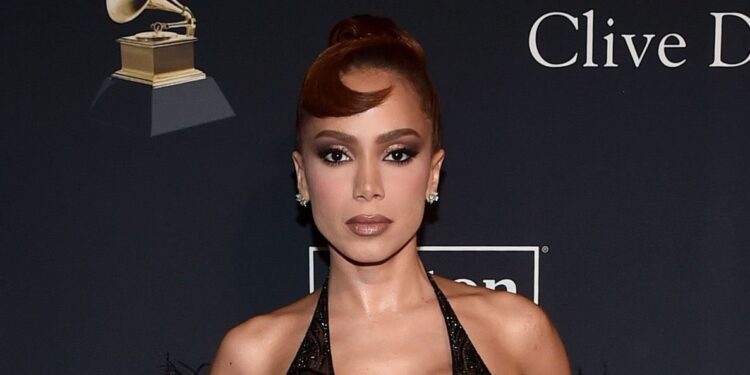 Por que Anitta só agora concorre no Grammy ao prêmio de artista revelação?