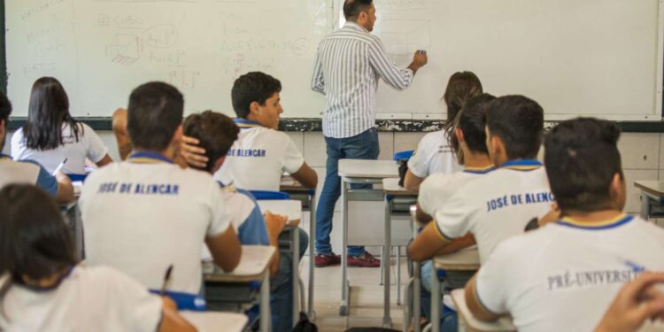 Precatórios do Fundef: pagamento de 3º lote para beneficiários sem vínculo será neste sábado (18)