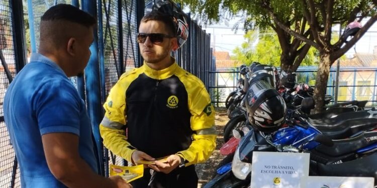 Ações educativas do Detran-CE durante o Carnaval alcançam mais de 4,2 mil pessoas