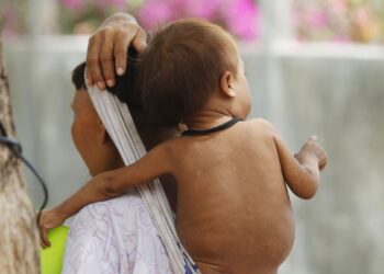 PSOL protocola representação contra Damares por crise dos yanomami