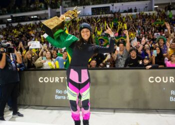 Rayssa Leal é campeã mundial de skate street