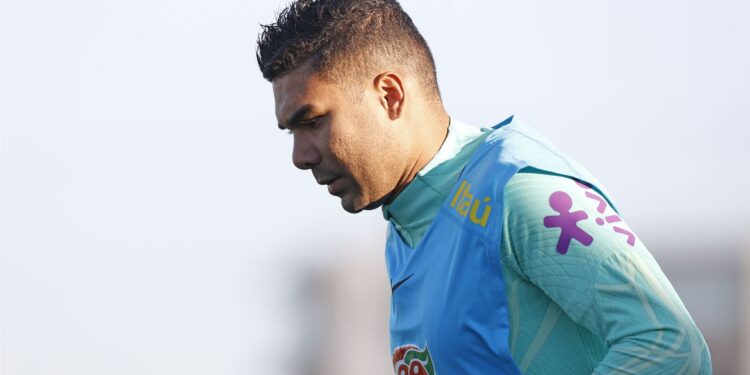 Seleção: Casemiro pede punições extremas a ataques racistas no esporte