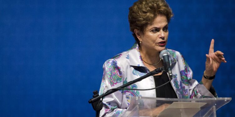 Economia verde e Rússia serão desafios para Dilma no Banco do Brics