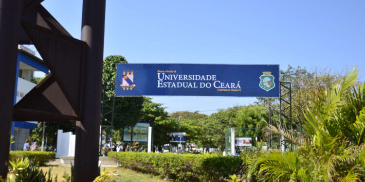 Inscrições para o Vestibular da Uece acontecem de 27 de março a 10 de abril; Aracati soma 80 vagas