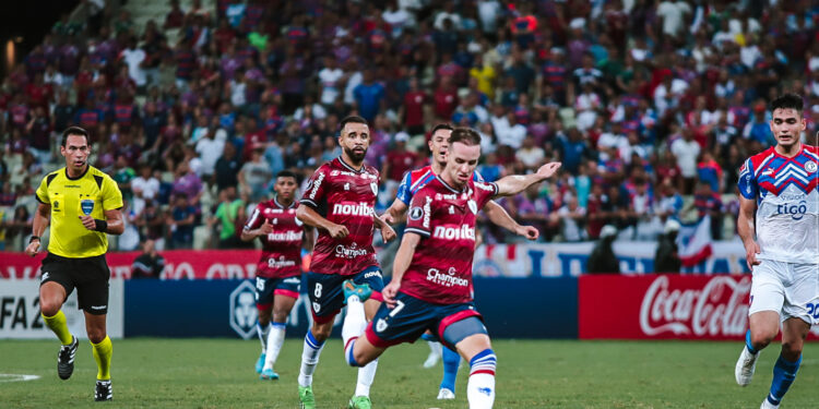 Apesar das chances criadas, Fortaleza esbarra em Jean e perde para o Cerro