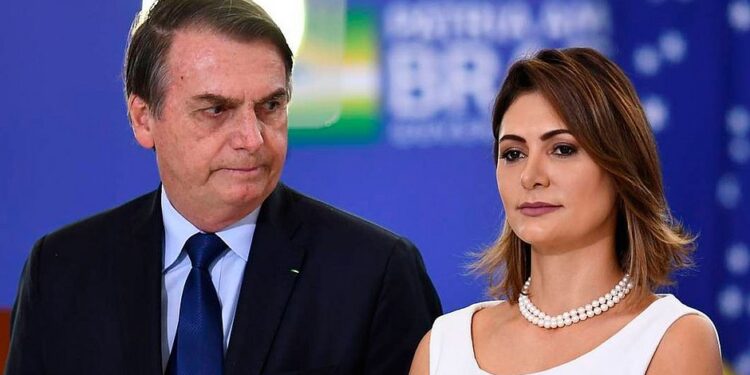 O que diz a lei sobre as joias da Arábia para Bolsonaro e Michelle