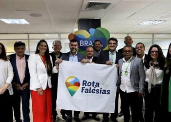 Embratur apoia projeto de fortalecimento da Rota das Falésias para o exterior