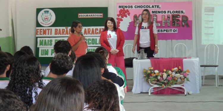 OAB e Prefeitura do Aracati realizam encontro “Direitos da Mulher em Pauta”