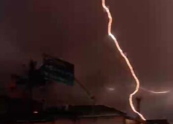 VÍDEO: Domingo registra forte incidência de raios no Aracati