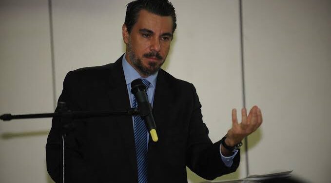 Ex-advogado de Dilma e Haddad entra na disputa por vaga no STJ