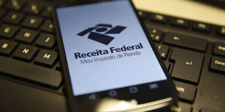 Receita recebe mais de 2 milhões de declarações do IR em dois dias