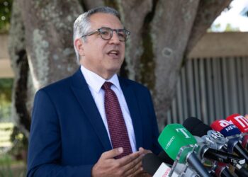 Lula mantém agenda interna no Alvorada até pelo menos quarta-feira