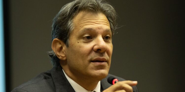 Governo quer taxar apostas online para compensar nova tabela do IR