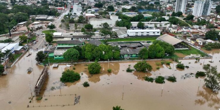 Chuvas causam estragos em estados do Norte e Nordeste