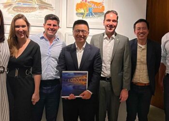 Deputado federal Eduardo Bismarck participa de jantar com co-fundador da SEA, dona da Shopee