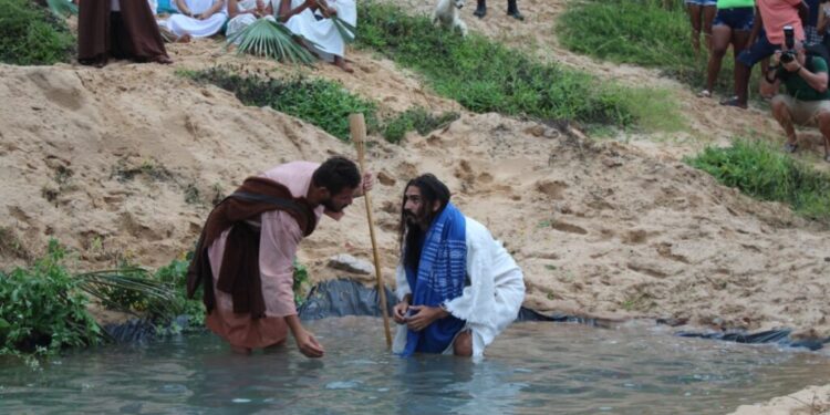 Praia de Quixaba se prepara para Paixão de Cristo deste ano