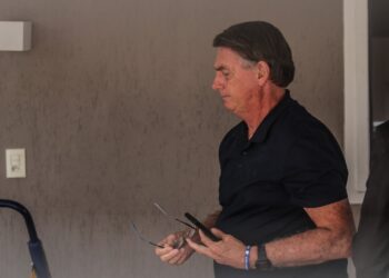 Bolsonaro prestará depoimento à PF sobre 8/1 na próxima quarta (26)