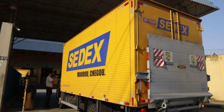 Correios reajustam em 5,49% o preço para envios de cartas